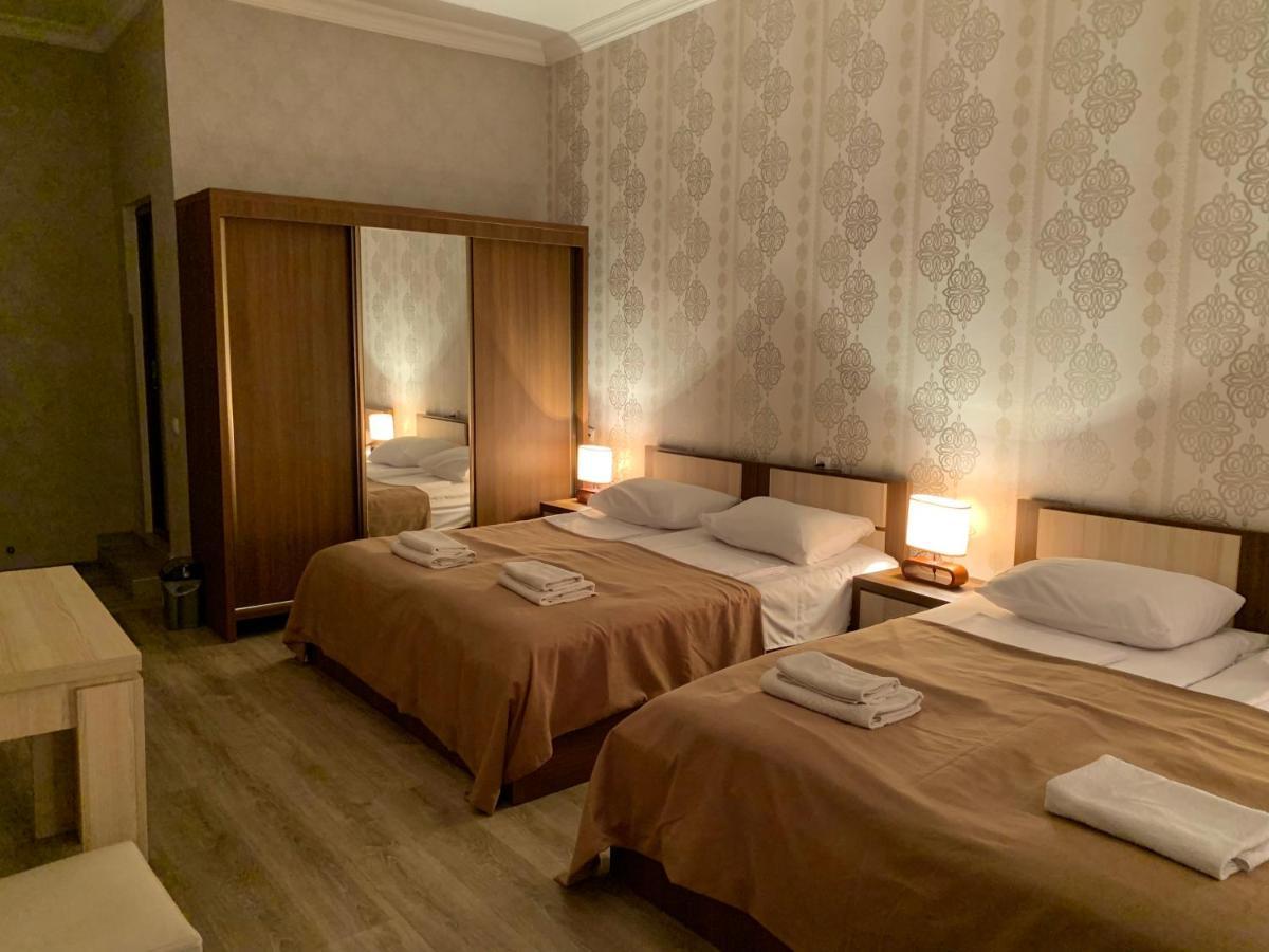 Hotel Red Bridge Kutaisi Luaran gambar