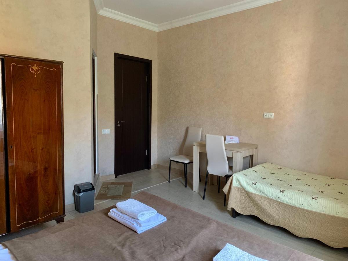 Hotel Red Bridge Kutaisi Luaran gambar
