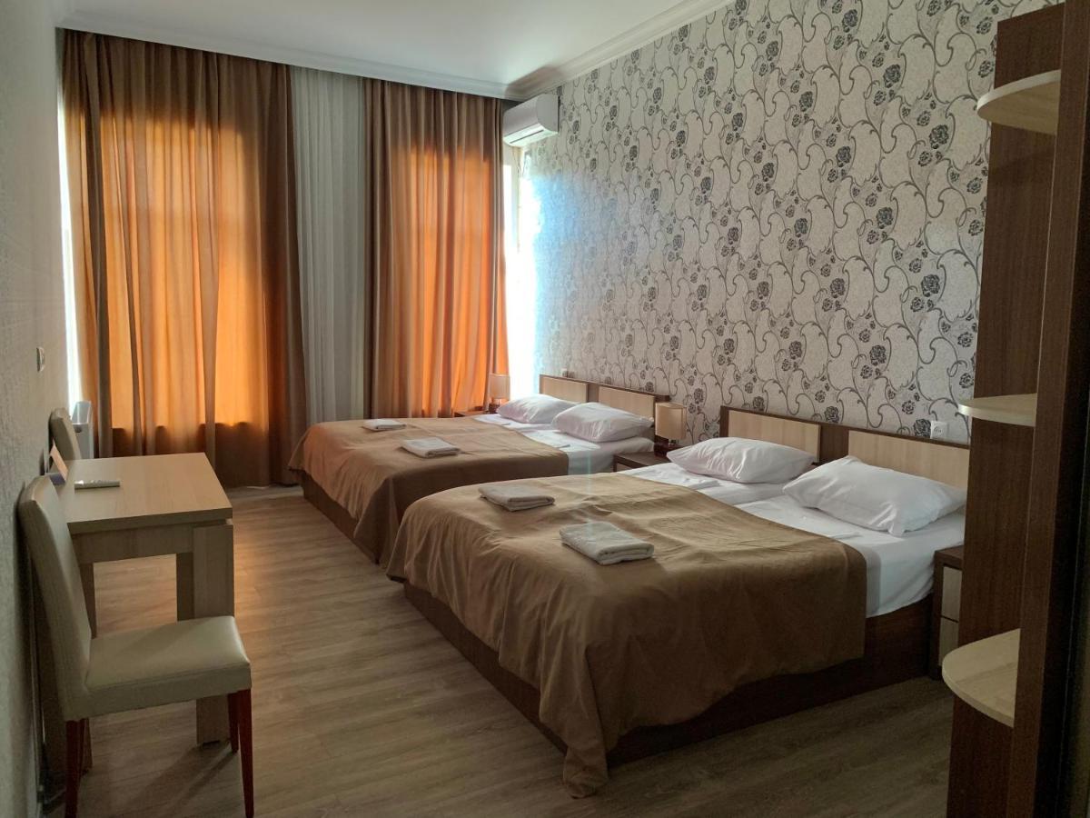 Hotel Red Bridge Kutaisi Luaran gambar