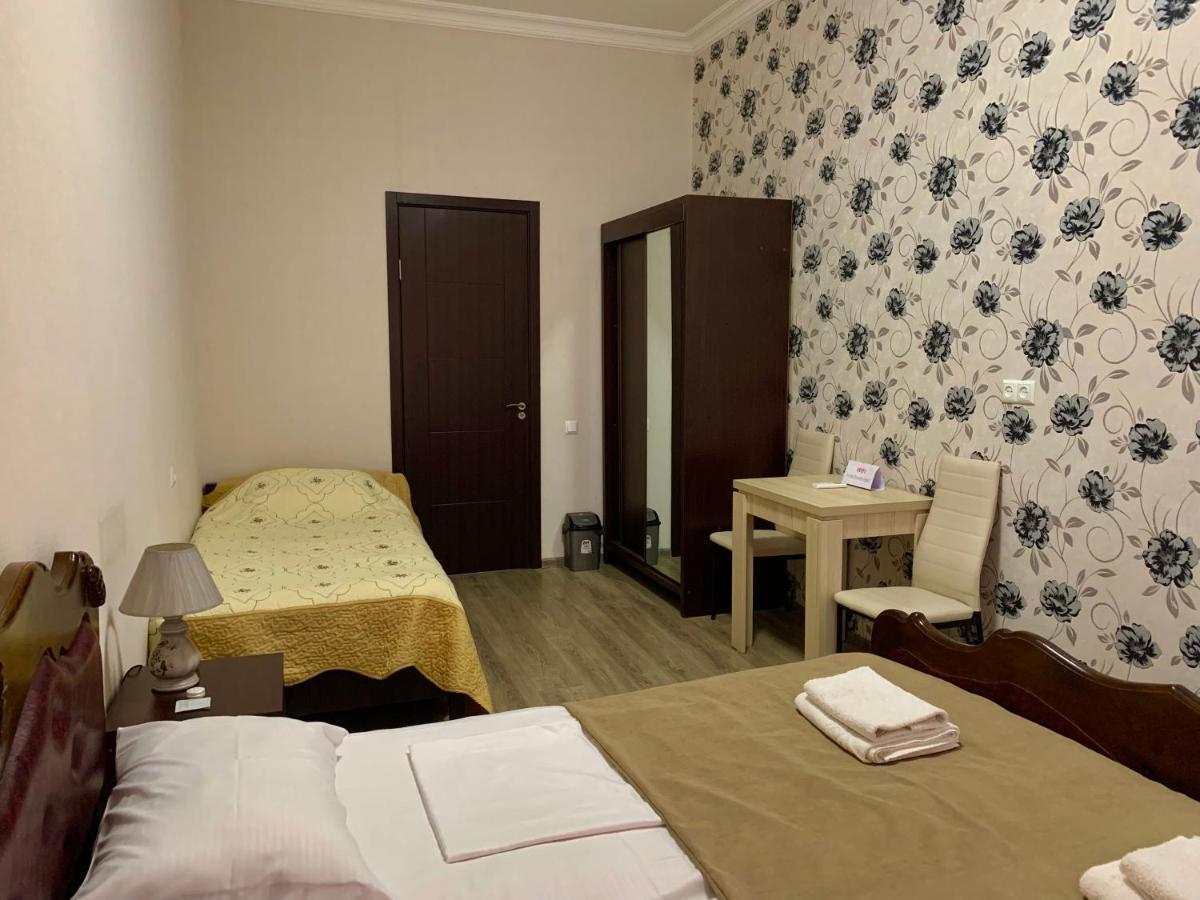 Hotel Red Bridge Kutaisi Luaran gambar